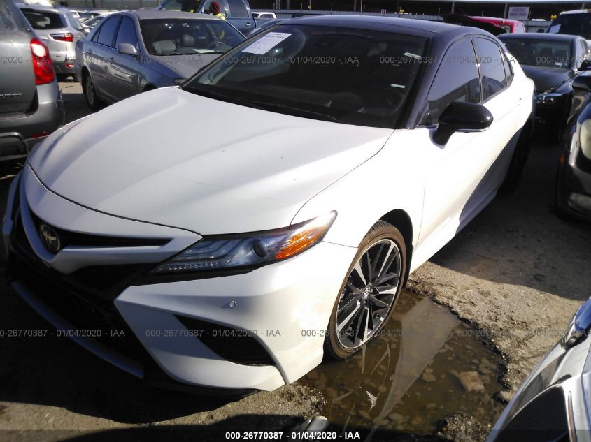 2018 TOYOTA CAMRY XSE 4T1B61HK0JU122866