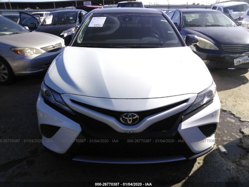 2018 TOYOTA CAMRY XSE 4T1B61HK0JU122866