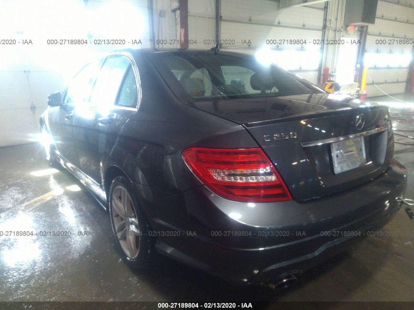 2013 MERCEDES-BENZ C-CLASS C 250 WDDGF4HBXDR263663