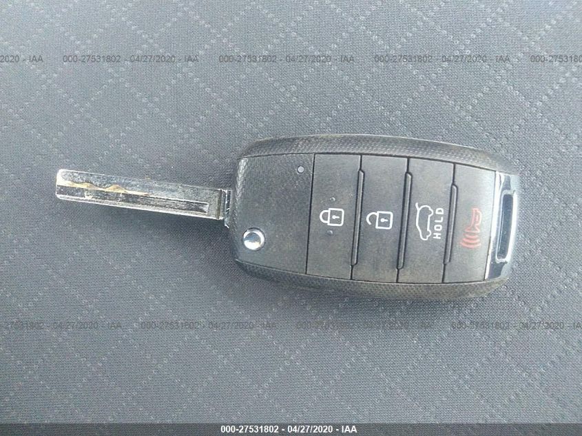 2017 KIA SORENTO LX V6 5XYPGDA58HG291722