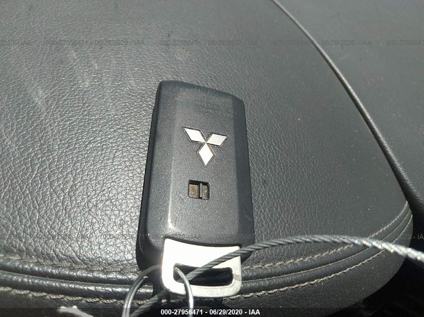 2018 MITSUBISHI OUTLANDER SE/SEL/LE JA4AD3A33JJ002575