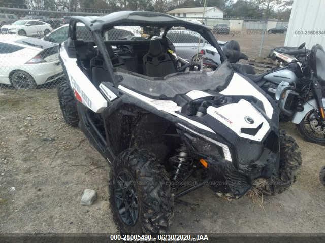 2017 CAN-AM MAVERICK X3 TURBO R 3JBVGAW29HK000053