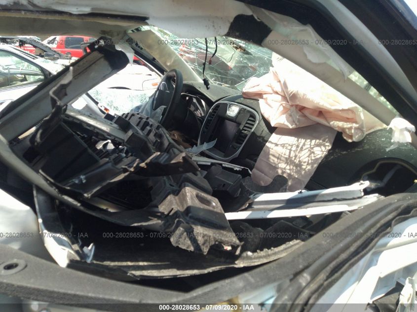 2019 CHRYSLER 300 TOURING - 2C3CCARG5KH682631