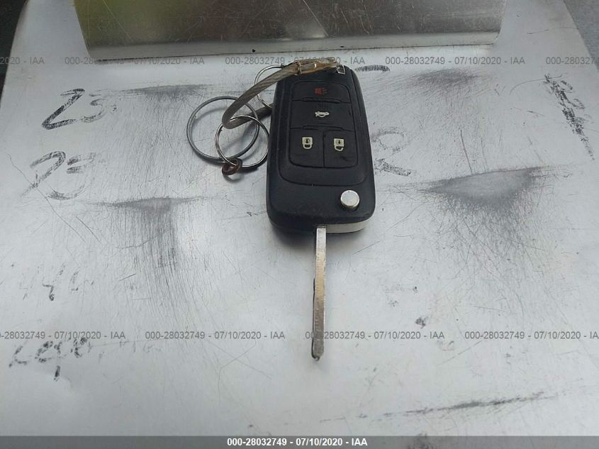 2017 CHEVROLET IMPALA LT 2G1105SA2H9175299
