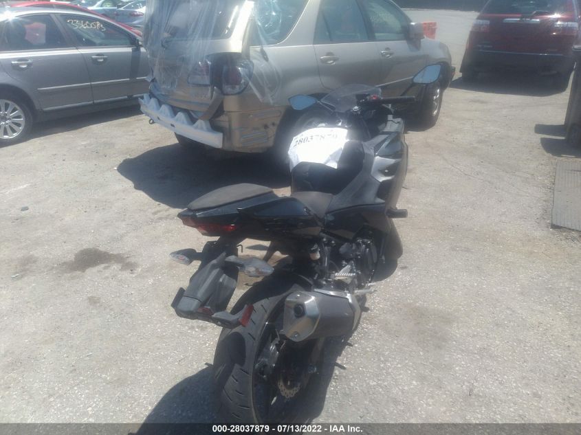 2019 KAWASAKI EX400 JKAEXKG13KDA28606