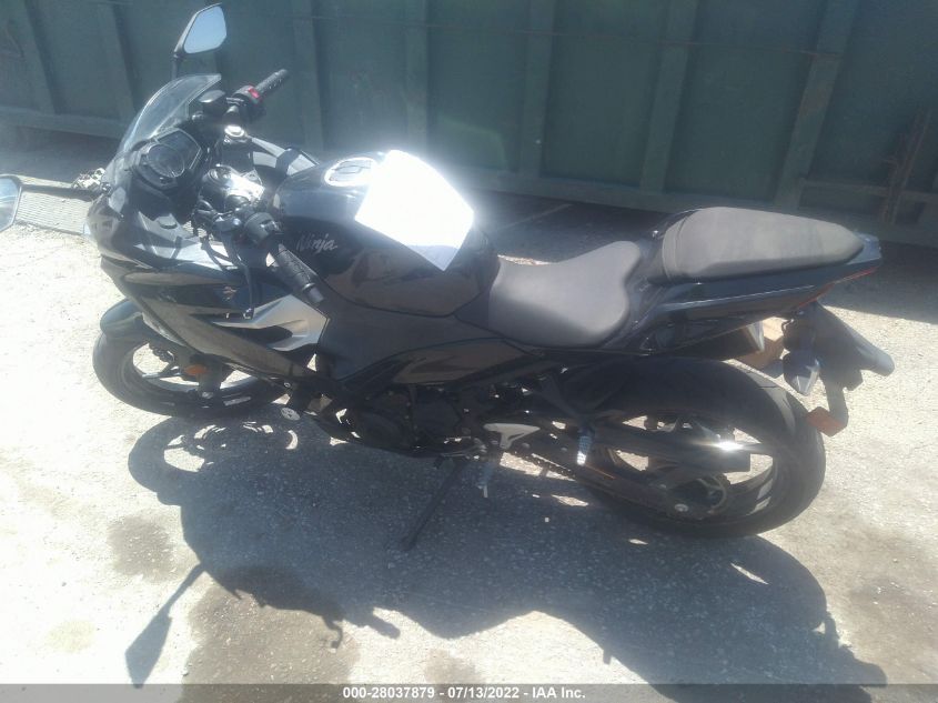 2019 KAWASAKI EX400 JKAEXKG13KDA28606