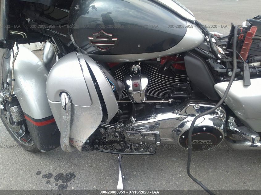 2019 HARLEY-DAVIDSON FLHXSE 1HD1PXL15KB953368