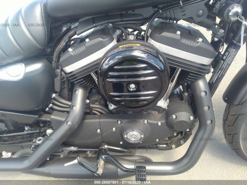 2017 HARLEY-DAVIDSON XL883 IRON 883 1HD4LE21XHC405738