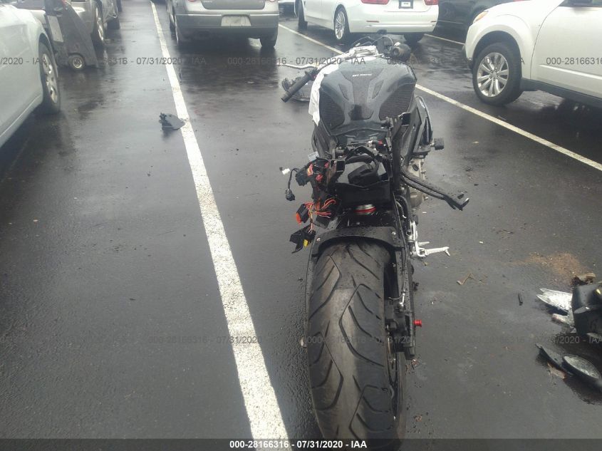 2017 BMW S 1000 R WB10D6208HZ762064