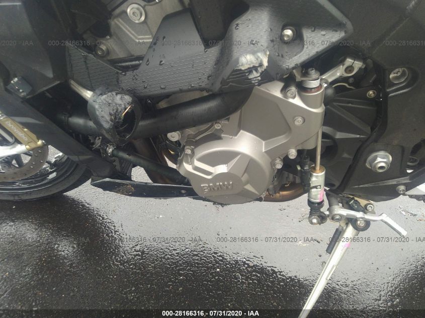 2017 BMW S 1000 R WB10D6208HZ762064