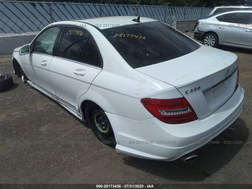 2014 MERCEDES-BENZ C-CLASS C 300 LUXURY WDDGF8AB0EG240844