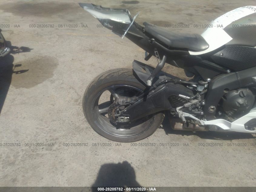 2018 YAMAHA YZFR6 C JYARJ28Y8JA001463