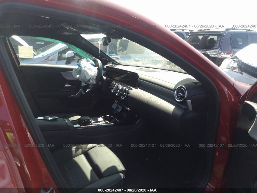 2020 MERCEDES-BENZ A 220 - W1K3G4EB0LW045411
