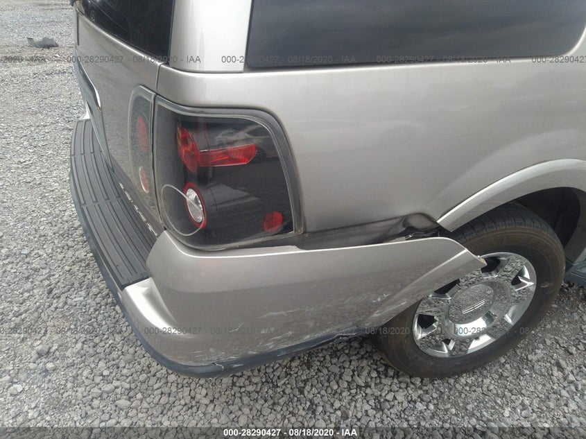 LINCOLN NAVIGATOR 2005 5LMFU28585LJ04244 Photo 6