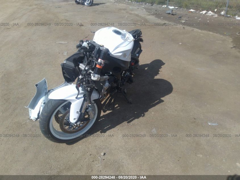 2019 SUZUKI GSX-R600 + JS1GN7FA4K7100177