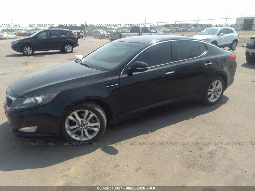 KIA OPTIMA 2011 KNAGN4A71B5143691 Photo 2