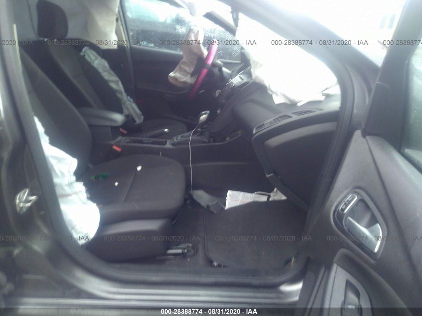 2016 FORD FOCUS SE 1FADP3F24GL200983