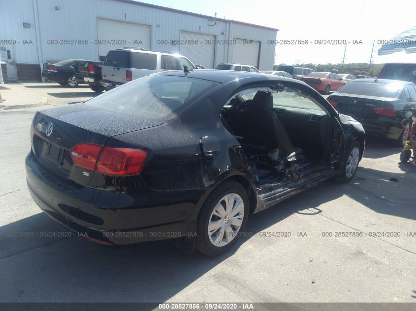 2014 VOLKSWAGEN JETTA SEDAN SE 3VWD07AJ9EM414171