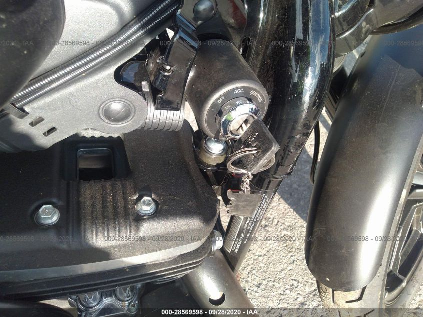 2020 HARLEY-DAVIDSON XL883 N 1HD4LE210LB432185