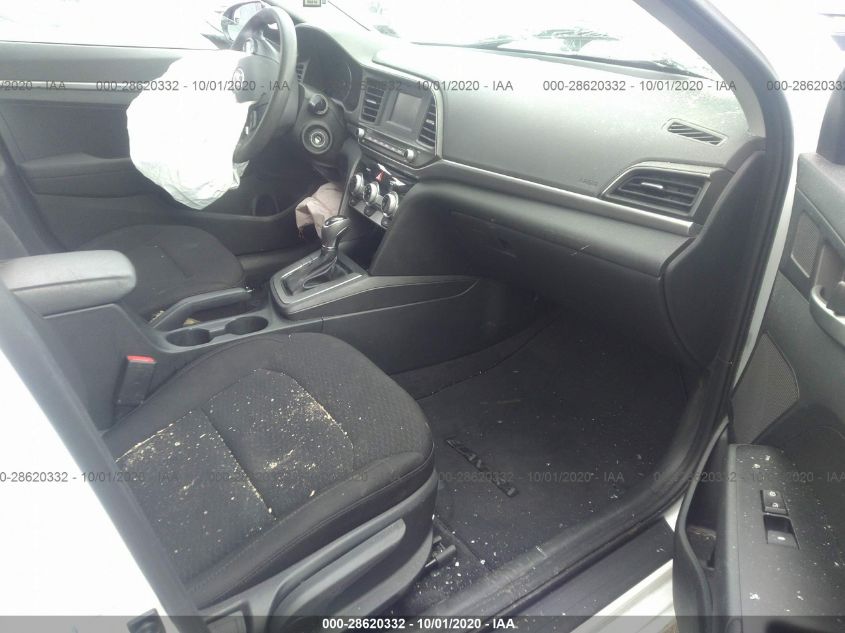 2019 HYUNDAI ELANTRA SE 5NPD74LF9KH488956