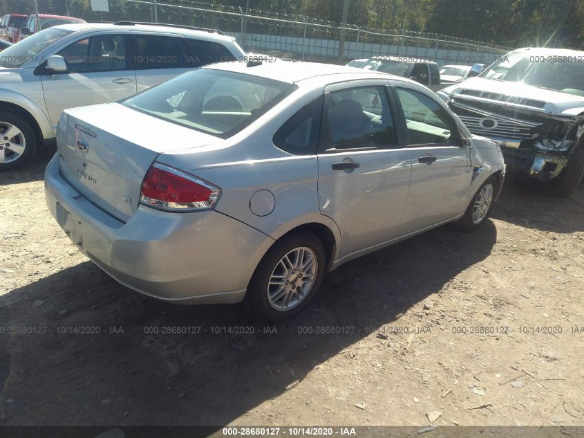 FORD FOCUS 2008 1FAHP35NX8W235654 Photo 4