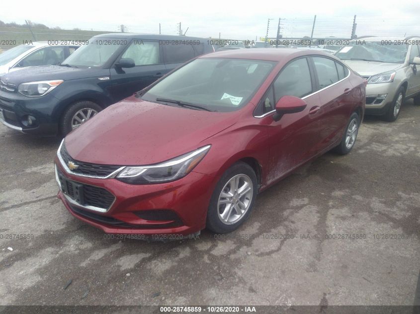 2018 CHEVROLET CRUZE LT 1G1BE5SM3J7144005