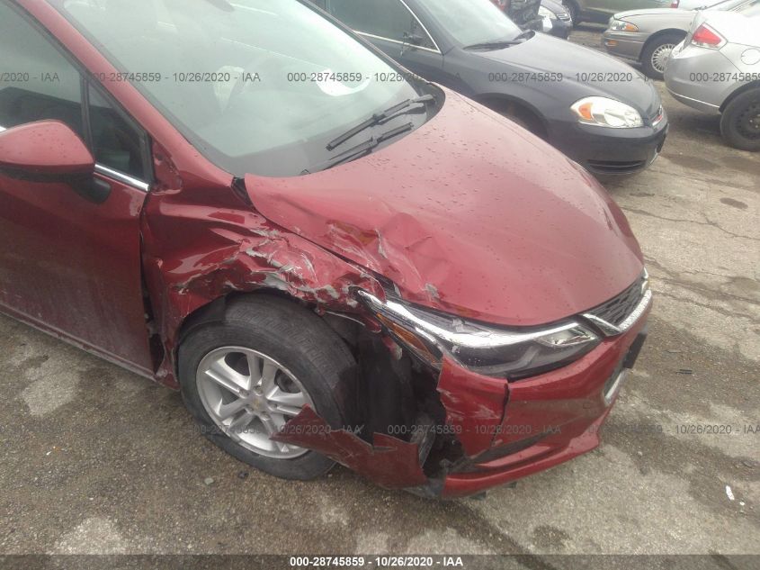 2018 CHEVROLET CRUZE LT 1G1BE5SM3J7144005