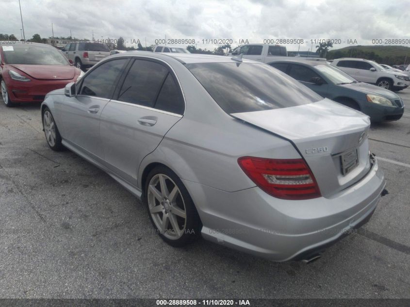 2013 MERCEDES-BENZ C-CLASS C 250 WDDGF4HB8DA782662