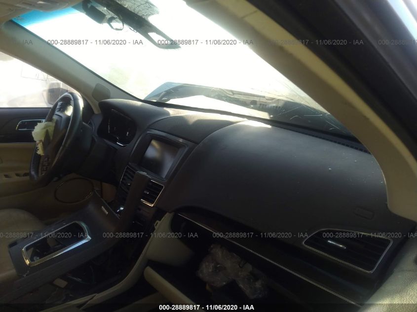 2013 LINCOLN MKT 2LMHJ5FK8DBL56061