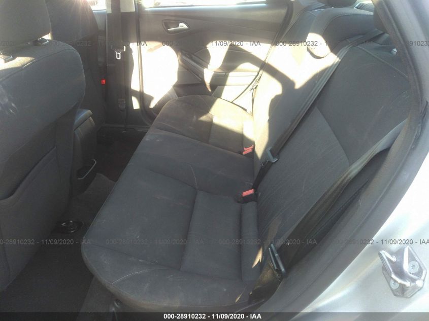 2015 FORD FOCUS SE 1FADP3F24FL203008