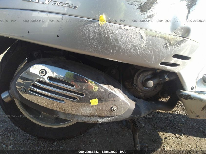2016 VESPA GTS 300 SUPER ZAPM459L0G5300455