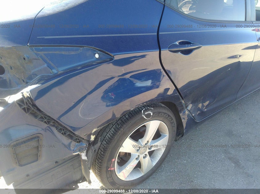 2013 HYUNDAI ELANTRA VIN: KMHDH4AE1DU670761