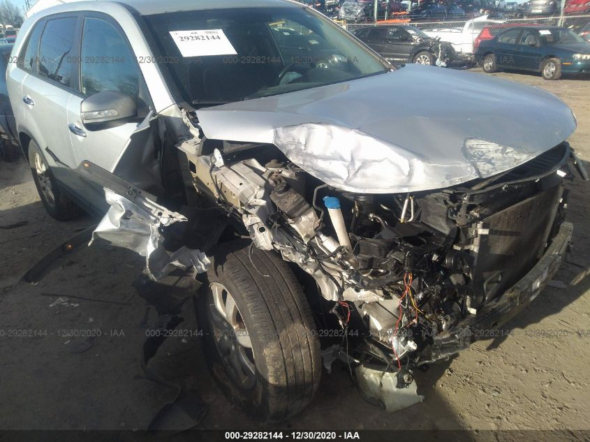 2013 KIA SORENTO LX 5XYKT3A10DG406725