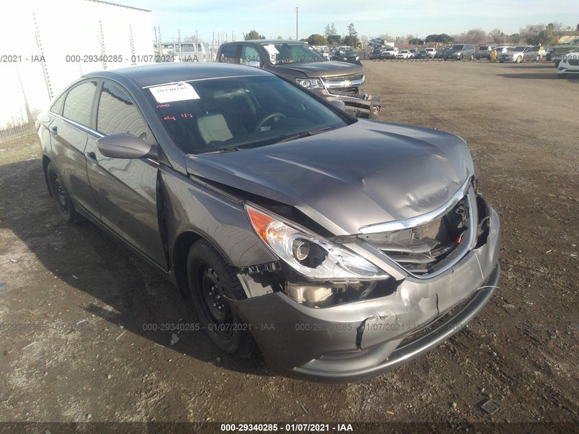 5NPEB4AC4BH134497 HYUNDAI SONATA Photo 1