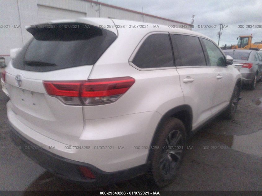2019 TOYOTA HIGHLANDER LE 5TDZZRFH5KS304035