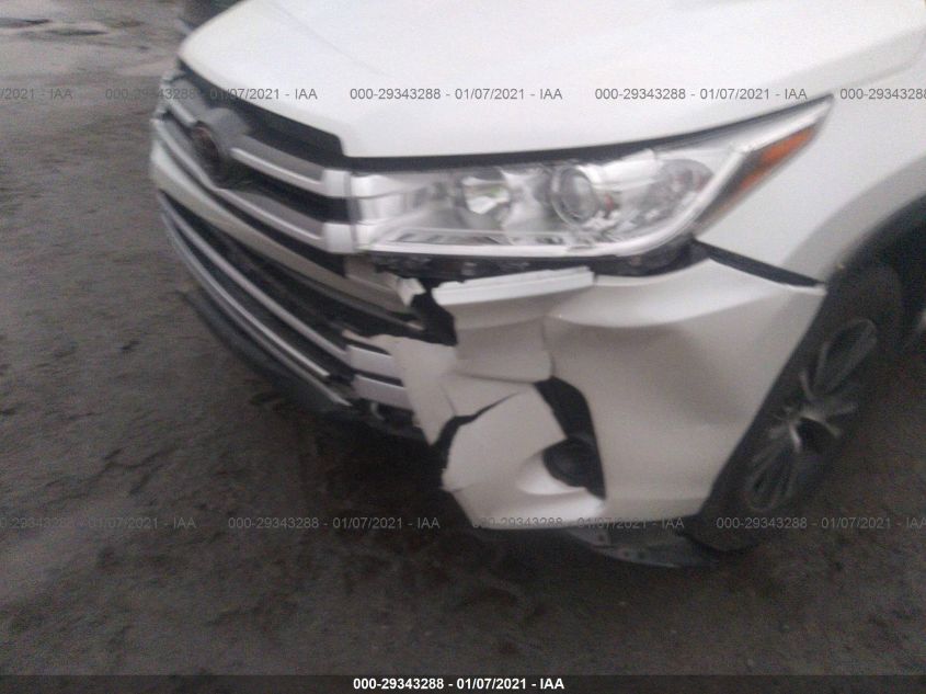 2019 TOYOTA HIGHLANDER LE 5TDZZRFH5KS304035