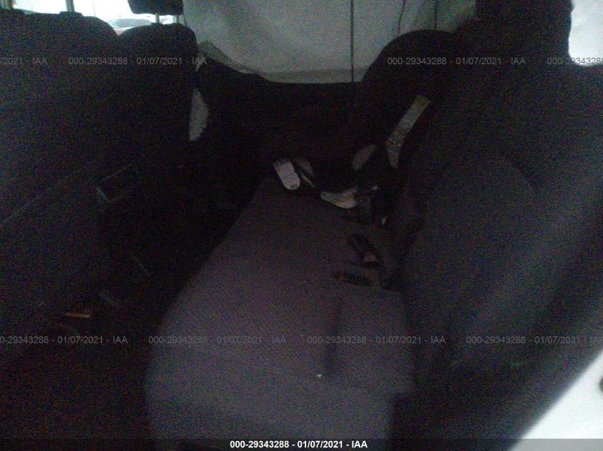 2019 TOYOTA HIGHLANDER LE 5TDZZRFH5KS304035