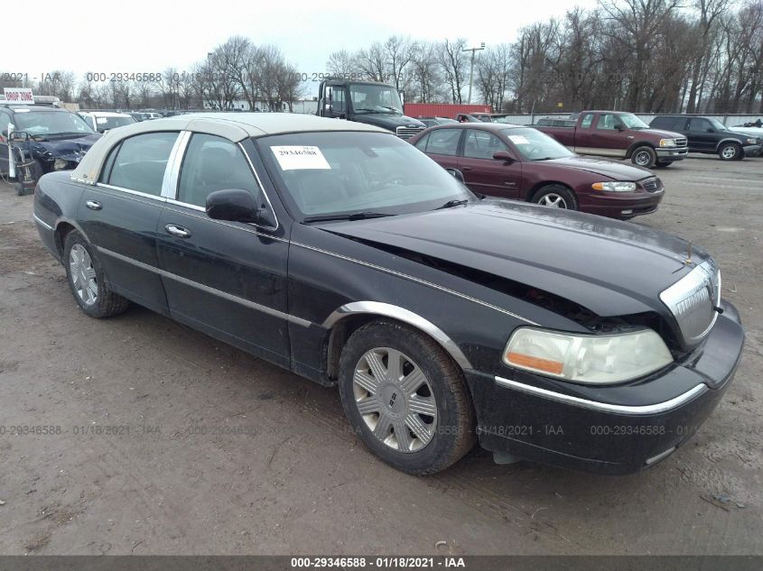1LNHM83W53Y632838 LINCOLN TOWN CAR Photo 1