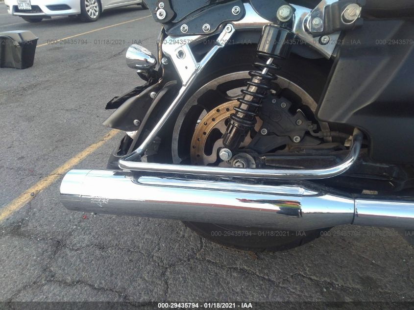 2013 HARLEY-DAVIDSON FLHX STREET GLIDE 1HD1KBM17DB616722