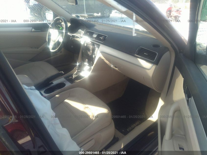 2013 VOLKSWAGEN PASSAT SE W/SUNROOF 1VWBH7A38DC120651