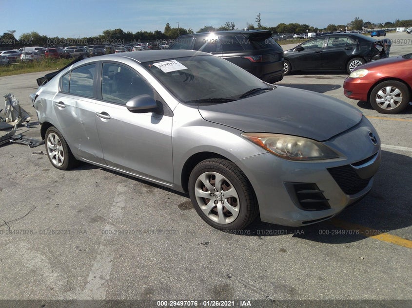 JM1BL1SF9A1172031 MAZDA MAZDA3 Photo 1