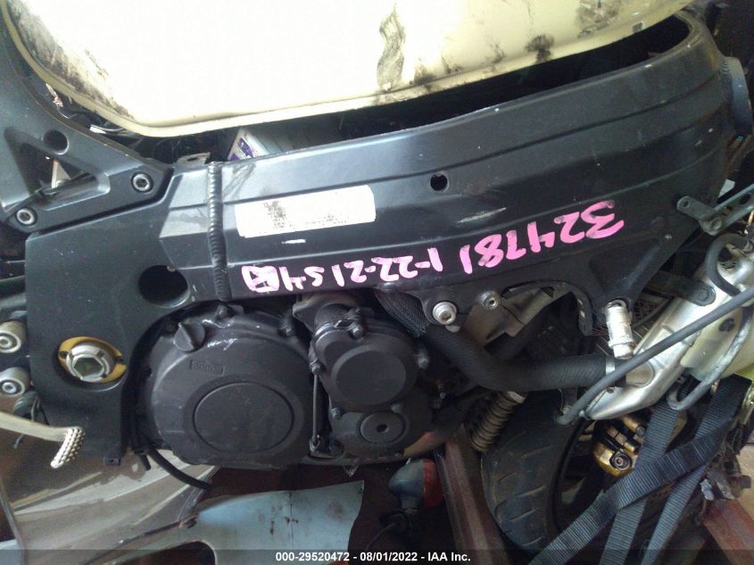 2004 SUZUKI GSX-R1000 JS1GT75A642101872