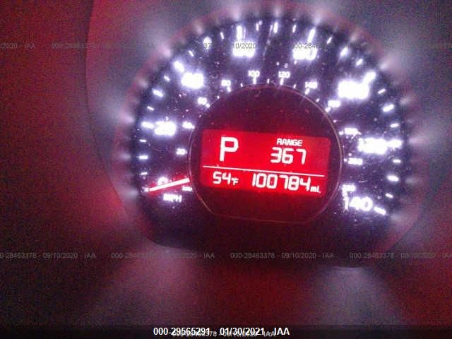 2015 KIA SOUL + KNDJP3A52F7780840