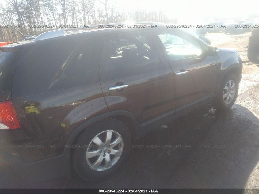 2013 KIA SORENTO LX 5XYKT4A24DG388194