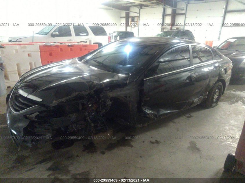 2013 HYUNDAI SONATA GLS 5NPEB4AC4DH532120