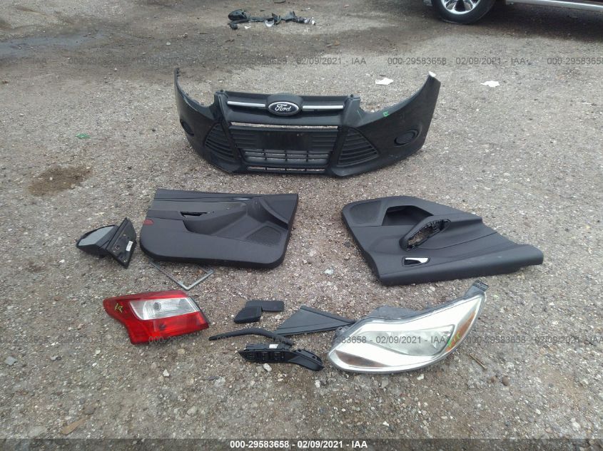 2014 FORD FOCUS SE 1FADP3F21EL157877