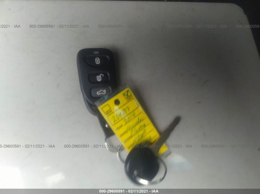 2014 HYUNDAI ELANTRA SE 5NPDH4AE7EH480530