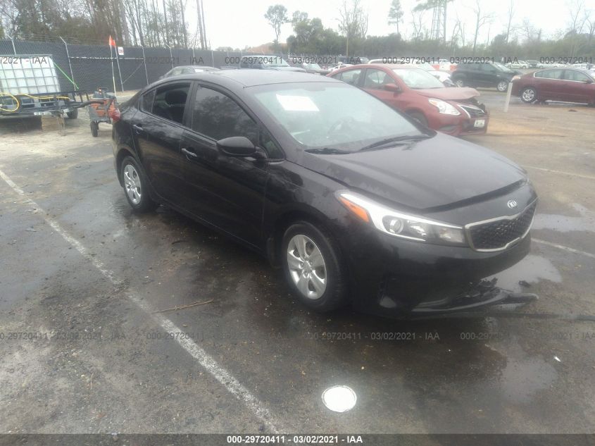 3KPFK4A7XHE014756 KIA FORTE Photo 1