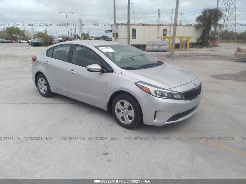 3KPFK4A73HE042253 KIA FORTE Photo 1