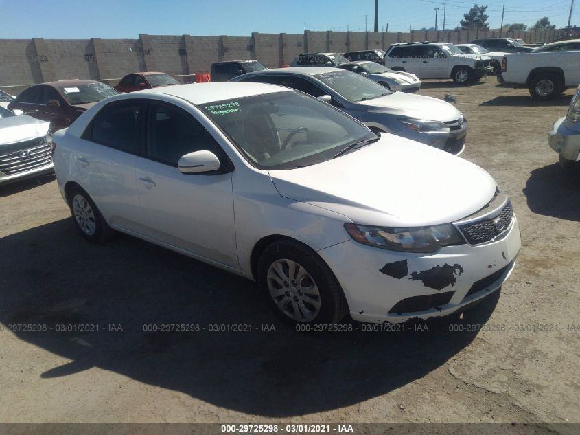 KNAFU4A29D5650943 KIA FORTE Photo 1
